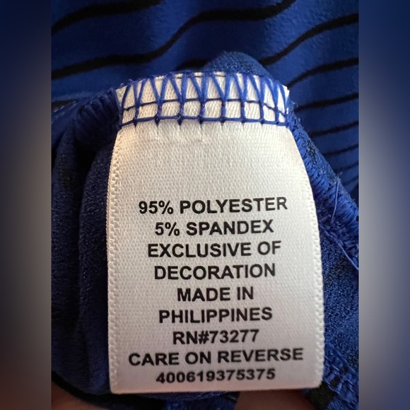 ELLE Blue and Black Stripe Bell Sleeve Top Size Large - Picture 7 of 9